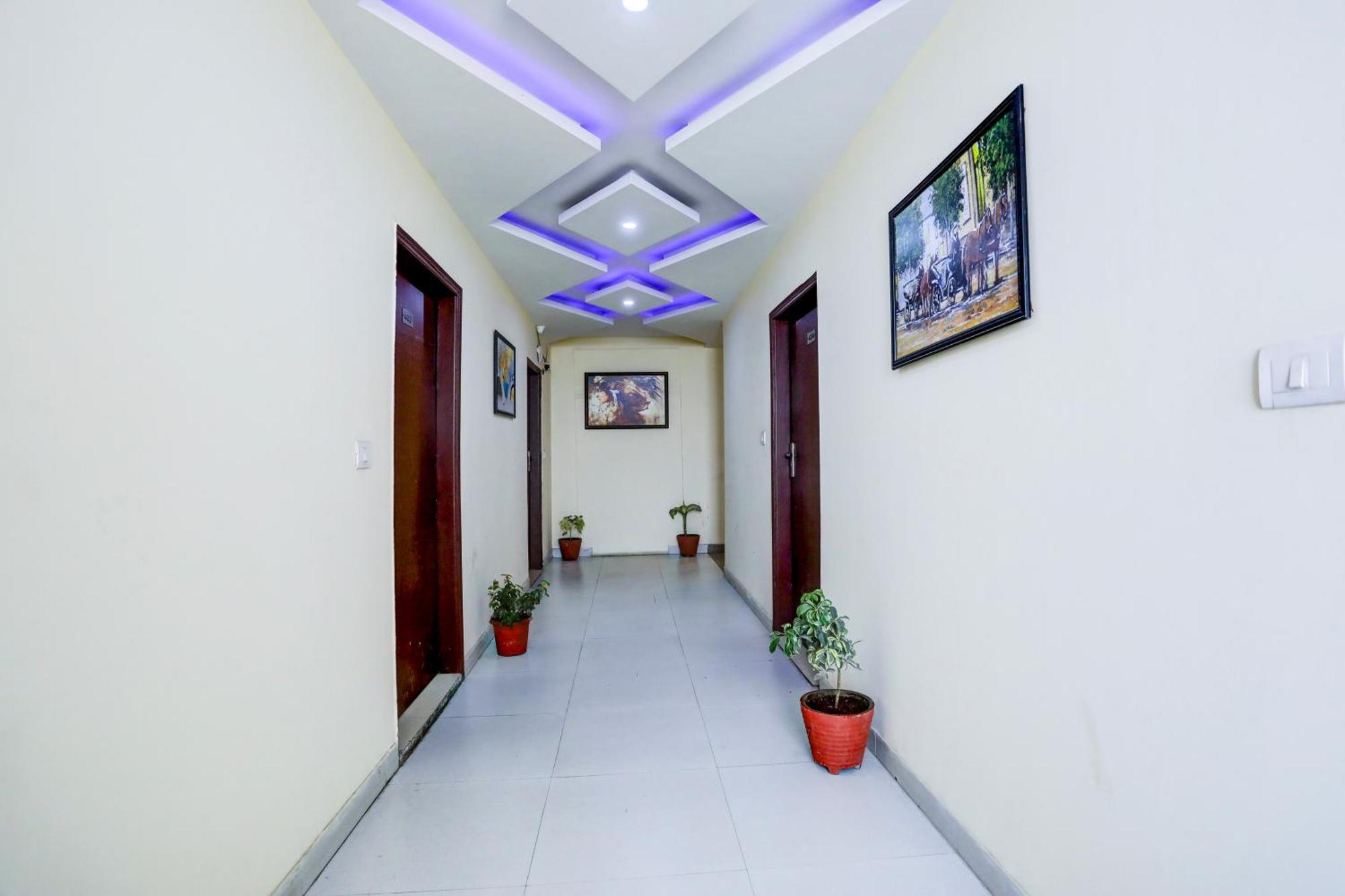 Global Stay Near Delhi Airport New Delhi Exterior photo