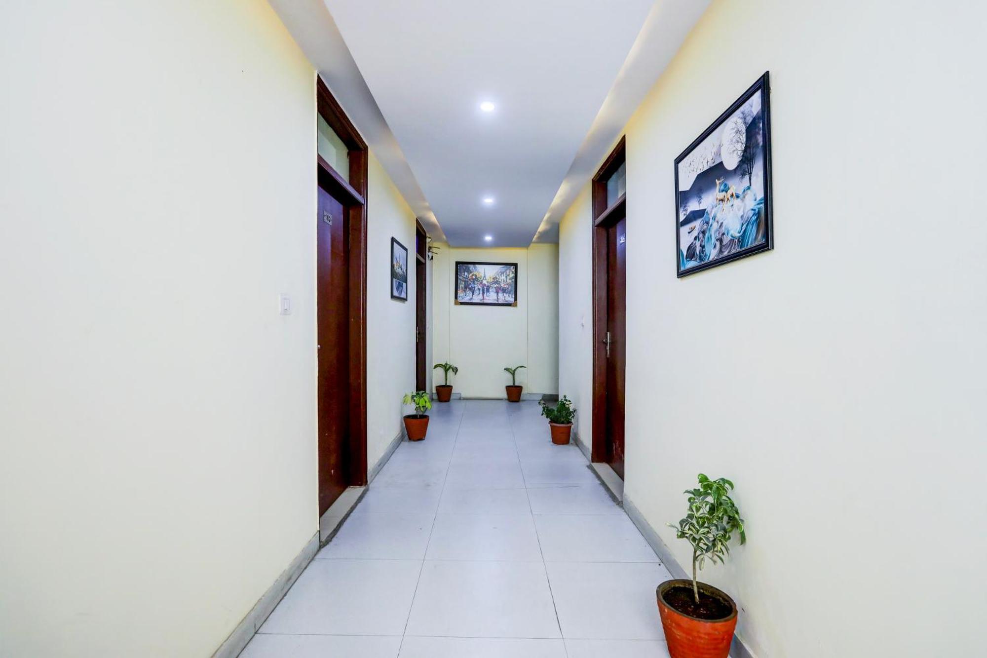 Global Stay Near Delhi Airport New Delhi Exterior photo